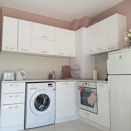 Poli's Casa Blanca شقة فارنا