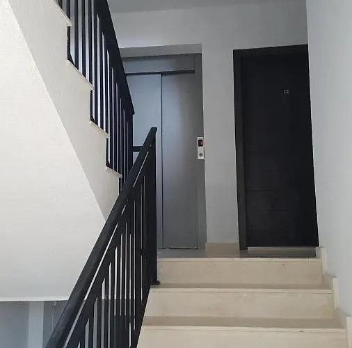 Poli's Casa Blanca فارنا