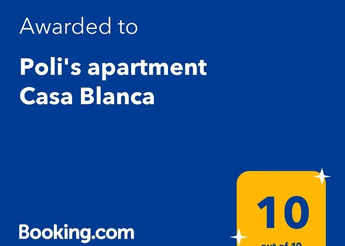 Poli's Casa Blanca * فارنا